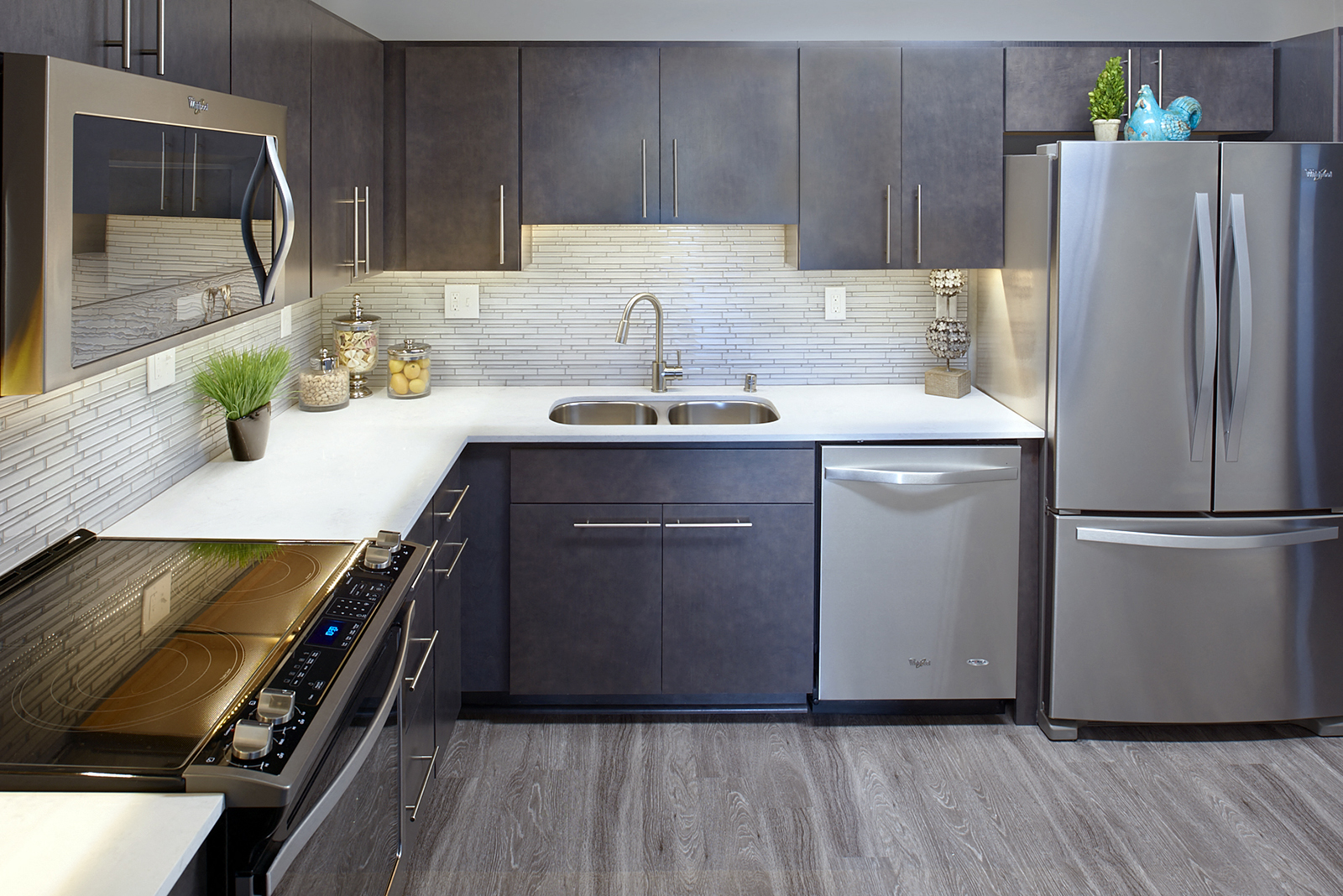 Fully Equipped Kitchen at Durham, Edina, MN